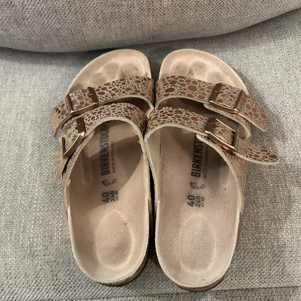 Birkenstock Women's Brown Arizona Sandals Size 40 / US 9 - Picture 2 of 5